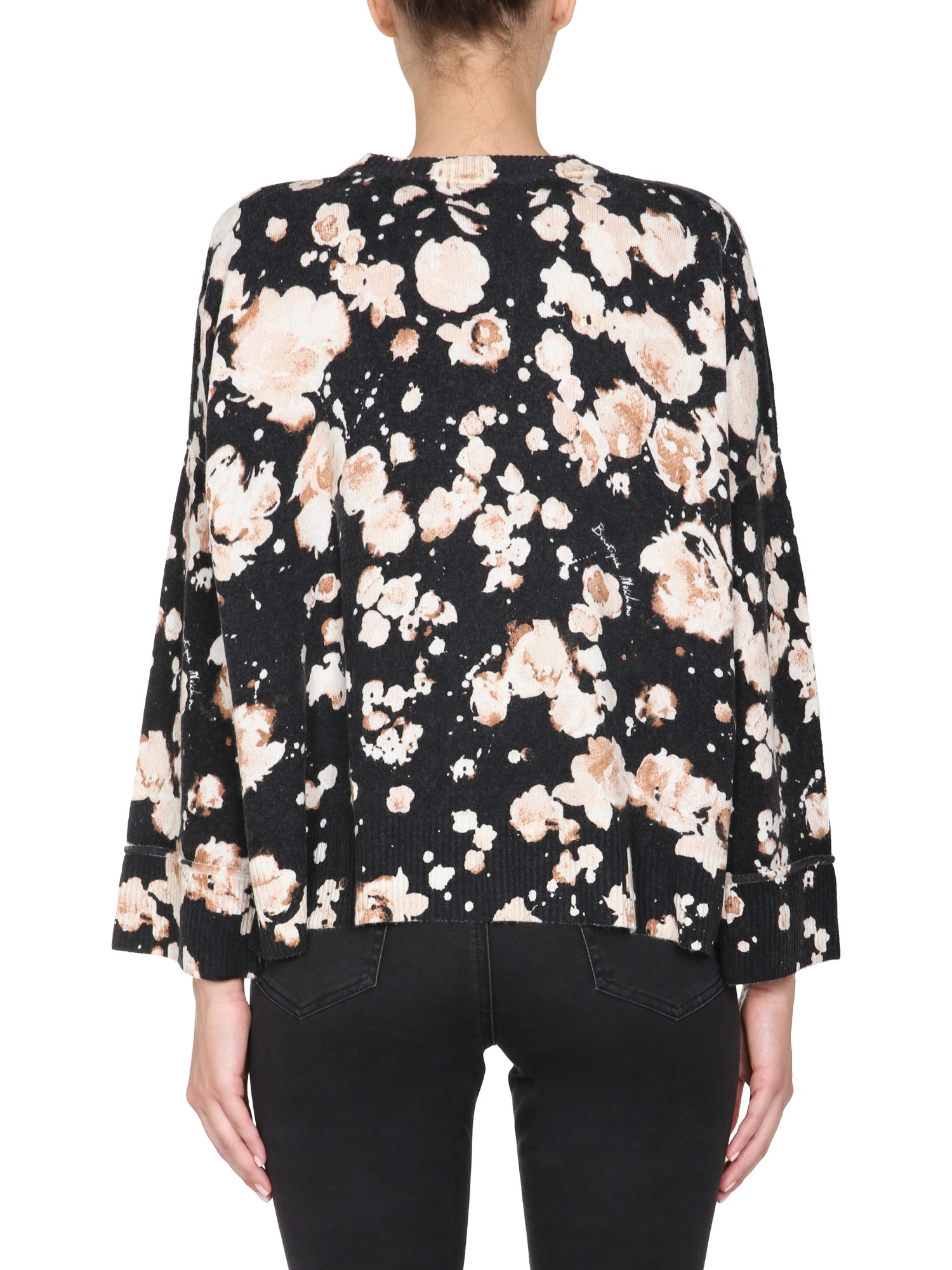 BOUTIQUE MOSCHINO    CREW NECK WOOL AND CASHMERE BLEND SWEATER WITH FLORAL PATTERN