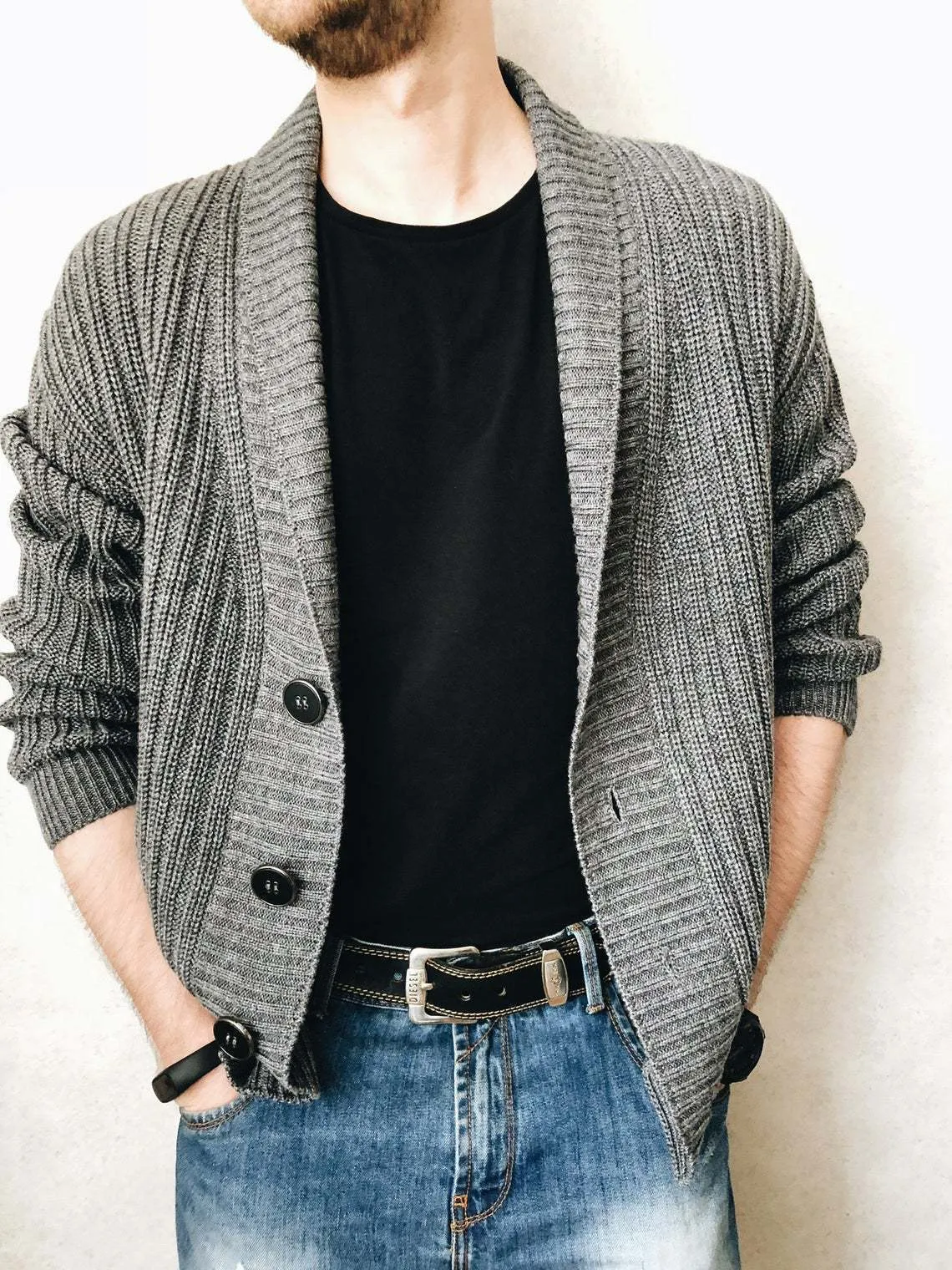 Men's Simple Solid Knitted V Neck Long Sleeves Cardigan Sweater for Winter