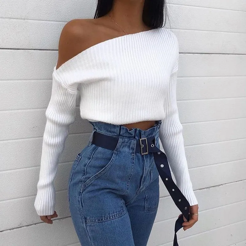 OBLIQUE KNITTED TOP