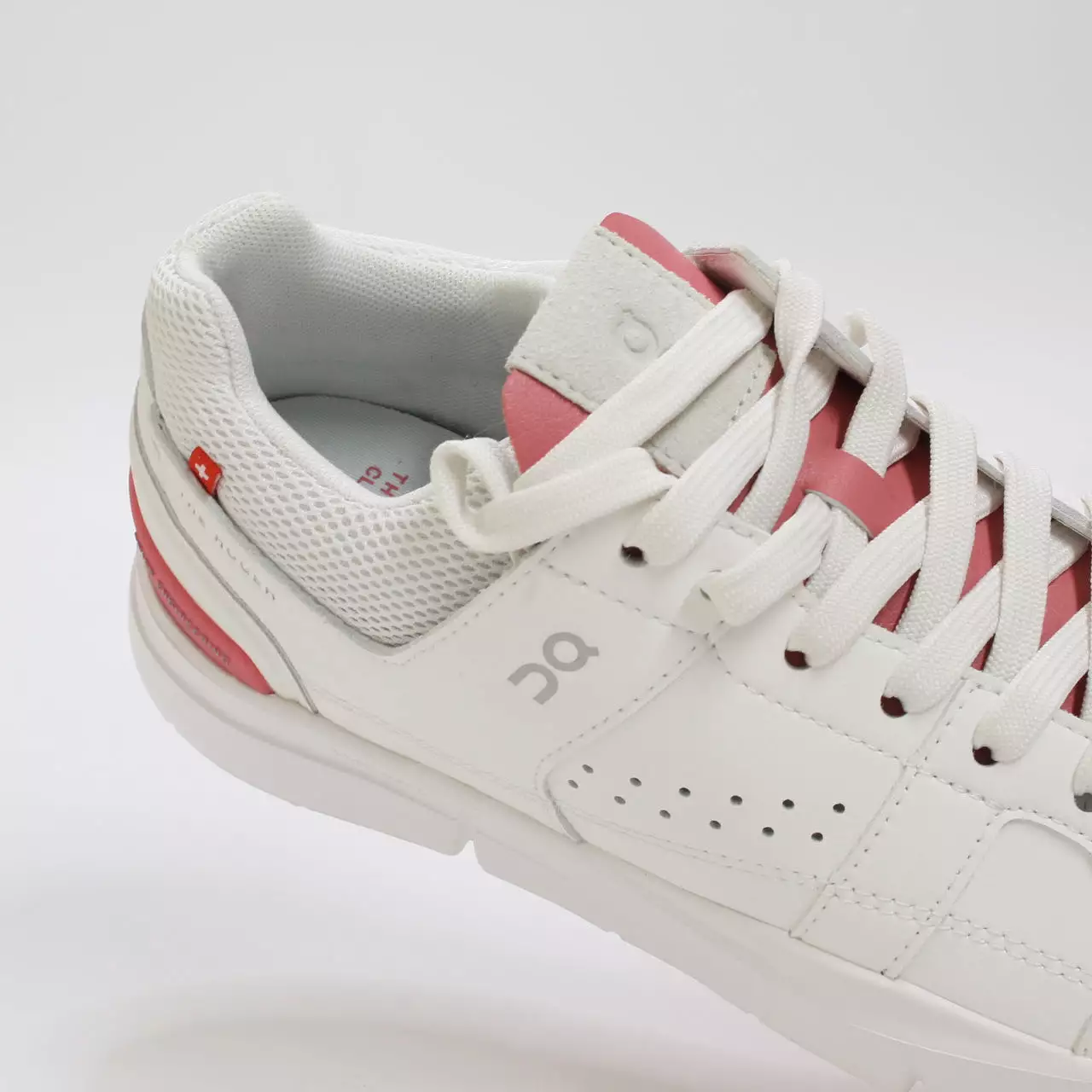 On Running The Roger Clubhouse White Rosewood F Trainers