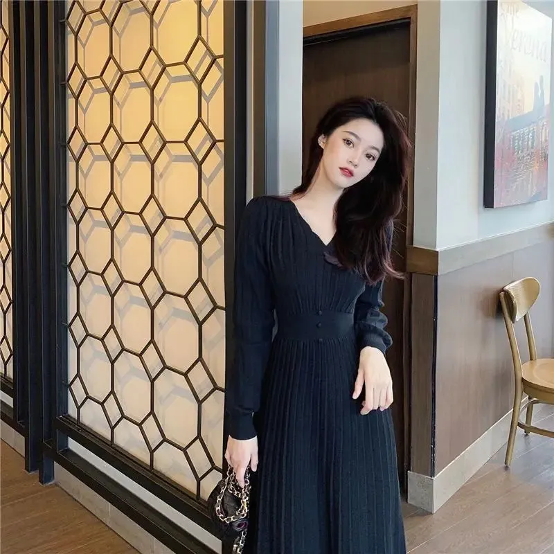 Pleated V-neck Knitted A-line Sweater Dress Long Sleeve Midi Dress