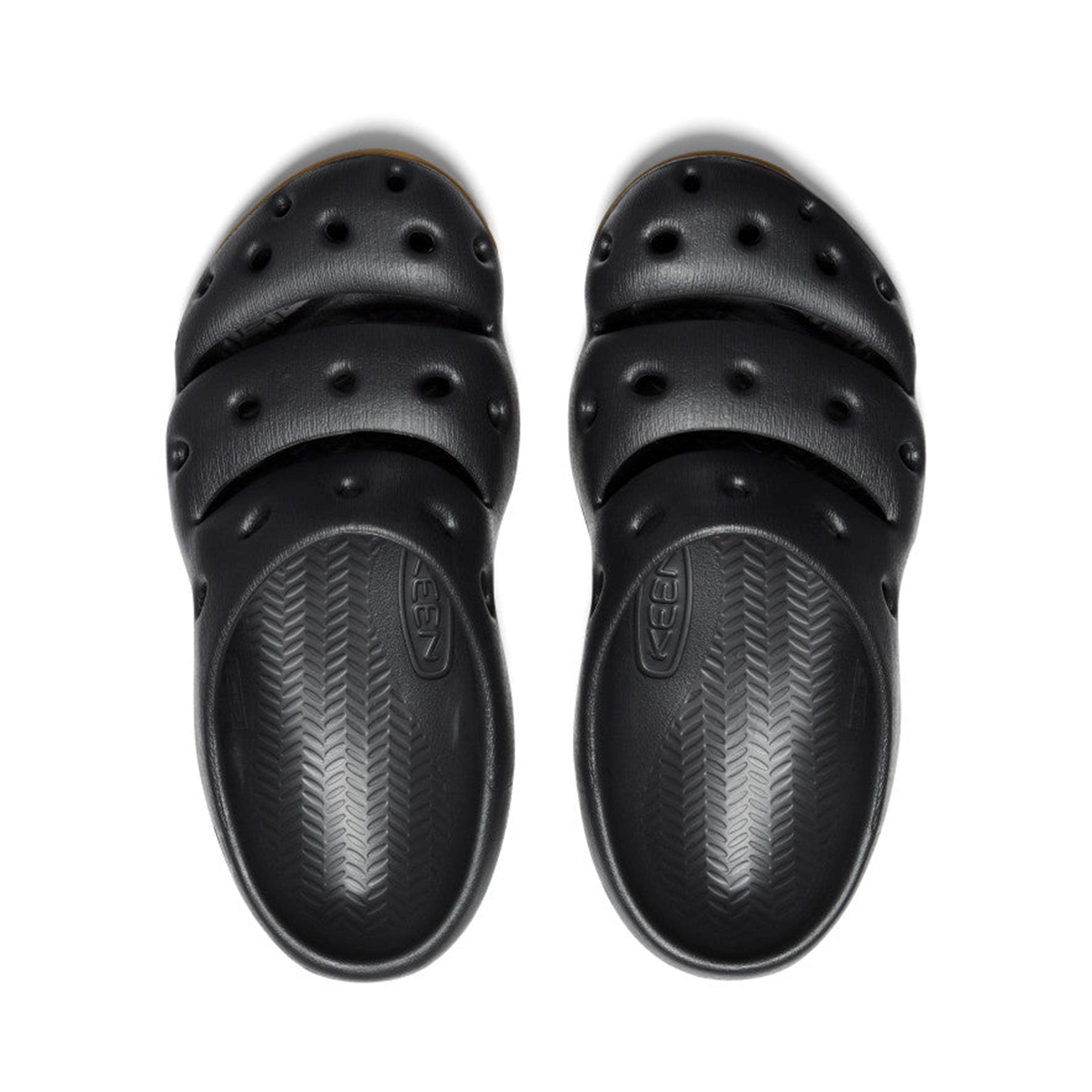 Yogui Men's Slip-on Clog Shoes - Black